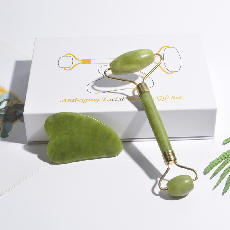 ลูกกลิ้งหยกธรรมชาติ กัวซา หินธ - Jade Gua Sha Tool บทวิจารณ์และราคา